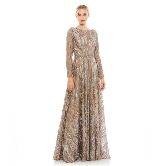 Mac Duggal 79261 NWOT SEQUIN LONG SLEEVE BATEAU A LINE GOWN - Picture 1 of 6